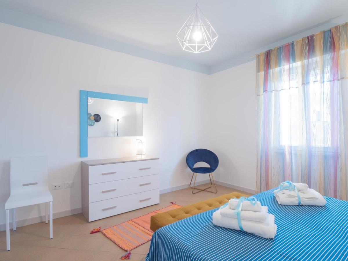 Salento 4 Stars - Blue & Yellow Squinzano Exterior foto